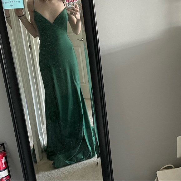 Hunter Green Prom Dress, Size 4 - Picture 4 of 9